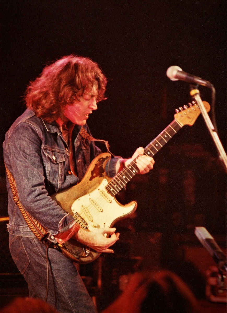 #1 One Song, Many Lives: ‘I Wonder Who’